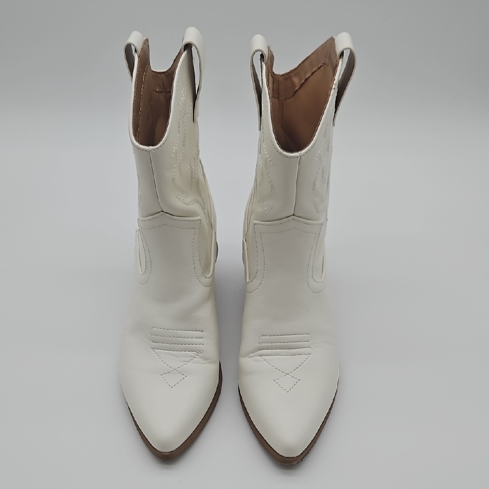Soda White Pointed Toe Western Ankle Boots - Picture 2 of 12